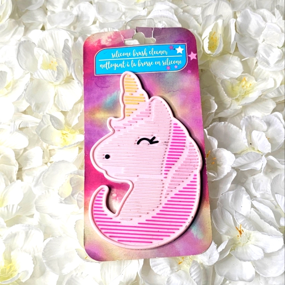 BRAND NEW Unicorn Silicone Makeup Brush Cleaning Mat